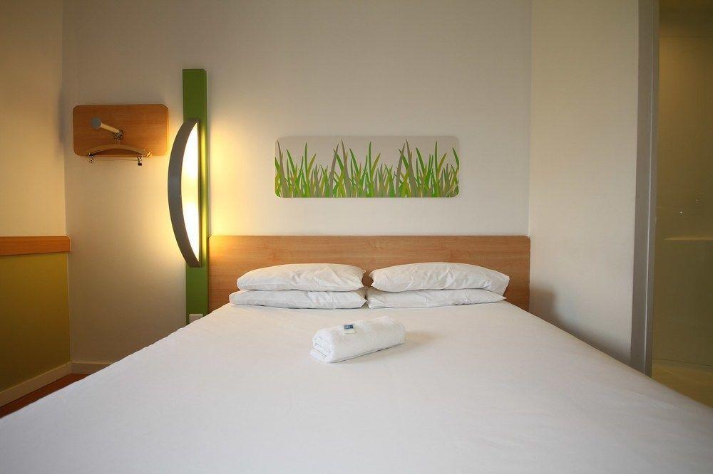 Ibis Budget Лестер Экстерьер фото